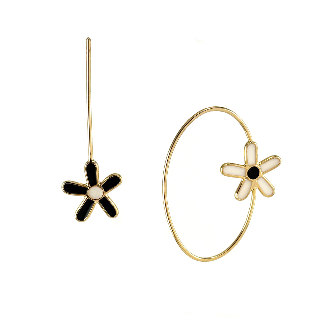 Daisy Popper Earrings, Black and Ivory