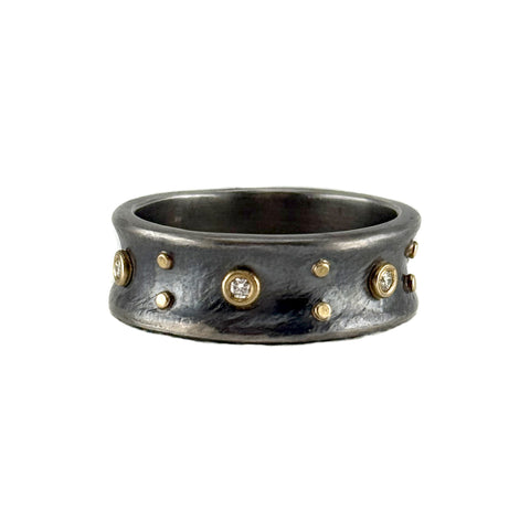 Concave Diamond Dot Ring
