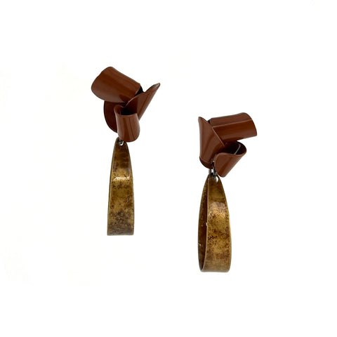 ASY Folds w/ Teardrops, Nova/Browns