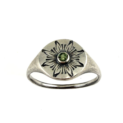 Engraved Pinwheel Flower Signet, Sapphire