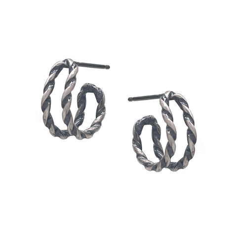Twisted Link Hoops