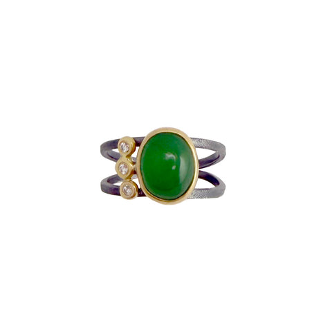 Chrysoprase and Diamond Ring