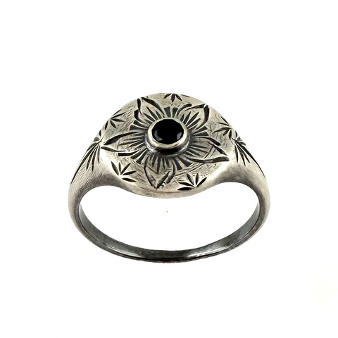 Pinwheel Flower Signet, Spinel