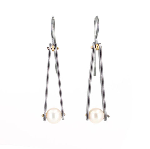 Pearl V Earrings