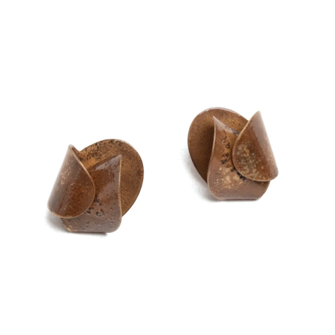 Tri Fold Studs, Nova Brown