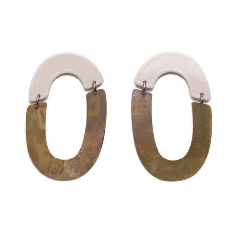 Split Link Earrings, Light Tan & Brass